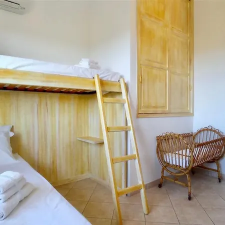 Le Cheile - *
